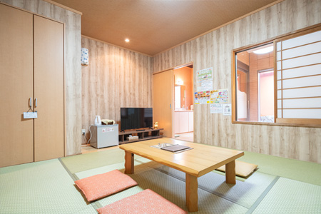 露天【椿（つばき）】